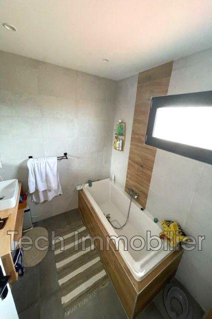 Villa - 110 m² - 4 pièces