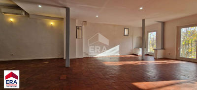 Appartement - 82 m² - 2 pièces