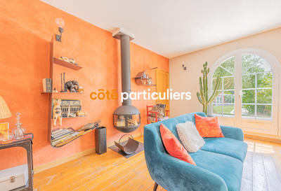 Maison - 220 m² - 8 pièces