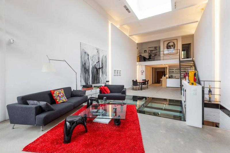 Loft - 350 m² - 5 pièces