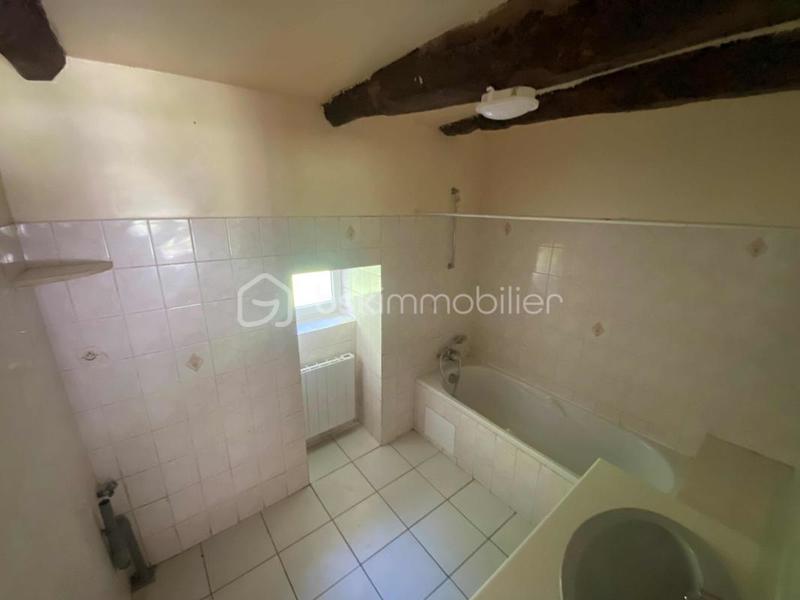 Maison ancienne - 2 675 m² - 4 pièces