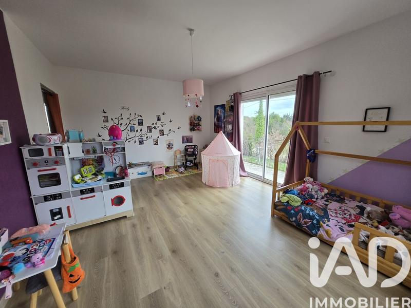 Maison - 159 m² - 6 pièces