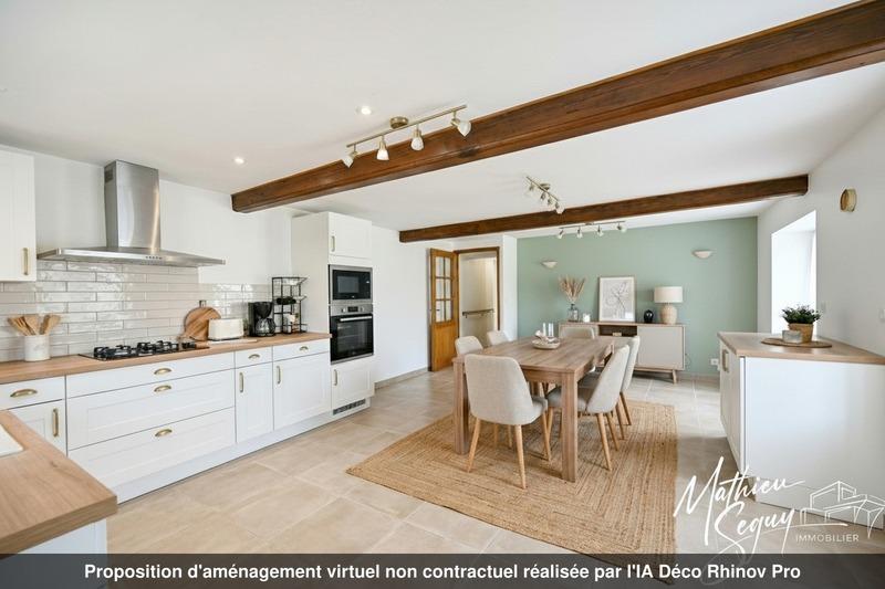 Maison - 200 m² - 8 pièces