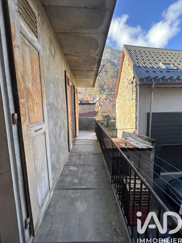 Appartement - 92 m² - 4 pièces