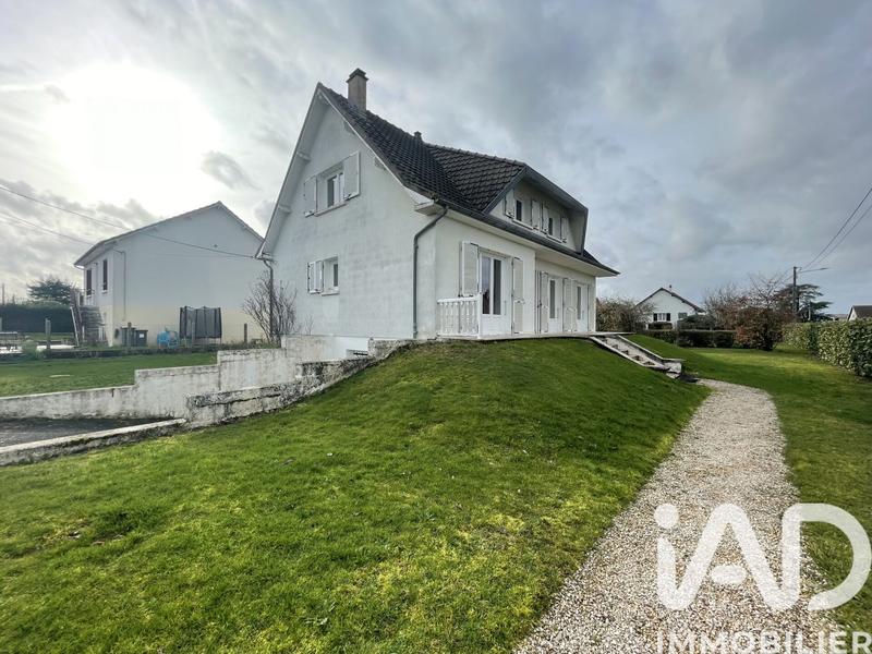 Maison - 128 m² - 7 pièces