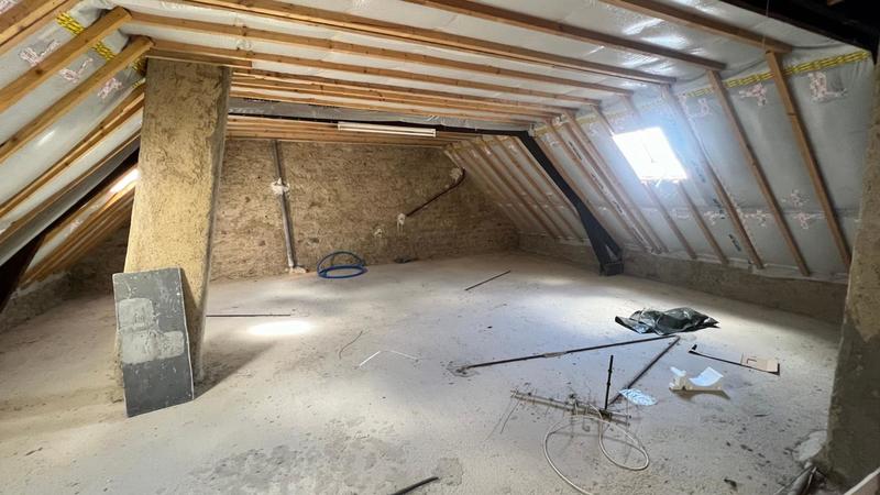 Maison - 224 m² - 9 pièces