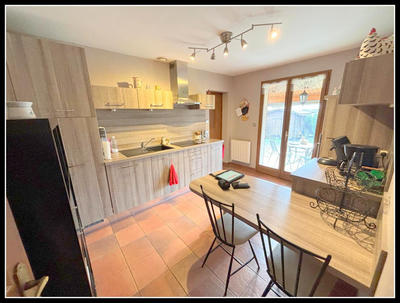 Maison - 91 m² - 4 pièces