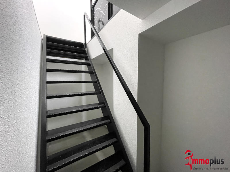 Local commercial - 112 m²