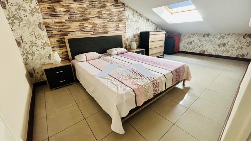 Duplex - 95 m² - 4 pièces