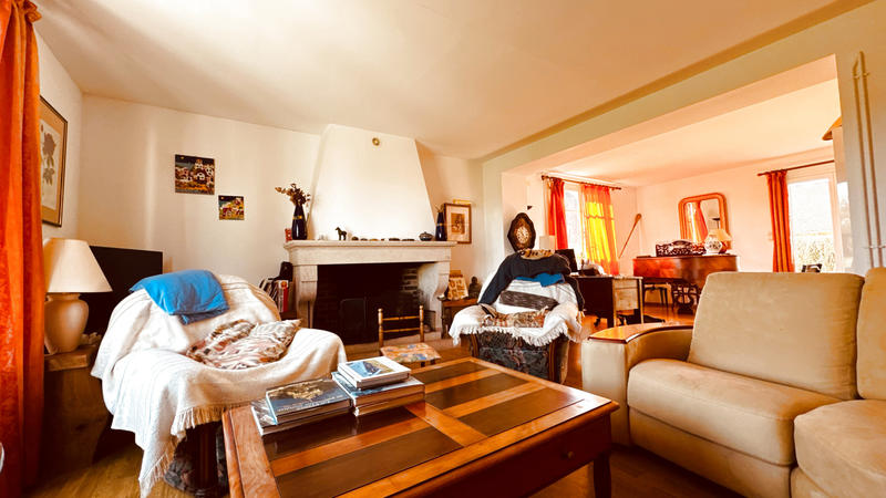 Maison - 198 m² - 6 pièces