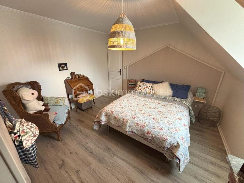 Maison traditionnelle - 200 m² - 6 pièces