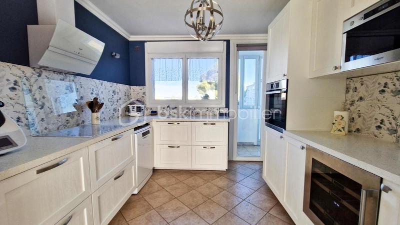 Appartement - 80 m² - 4 pièces