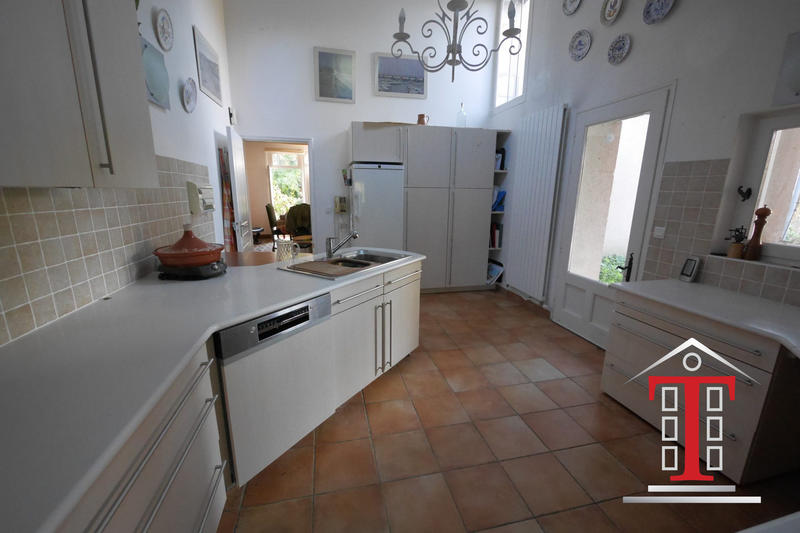 Maison ancienne - 230 m² - 8 pièces