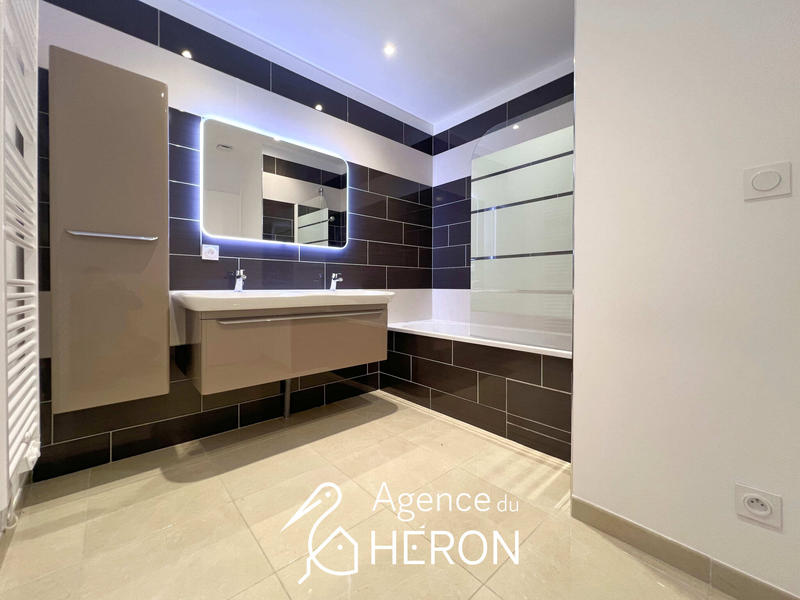 Maison - 109 m² - 4 pièces