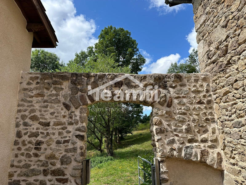 Maison - 259 m² - 10 pièces