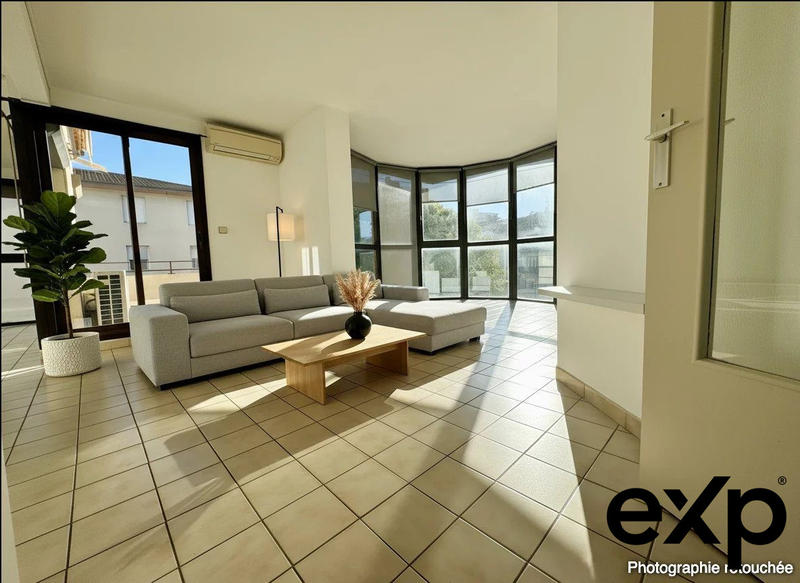 Appartement - 89 m² - 3 pièces