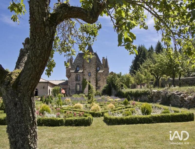 Château - 700 m² - 21 pièces