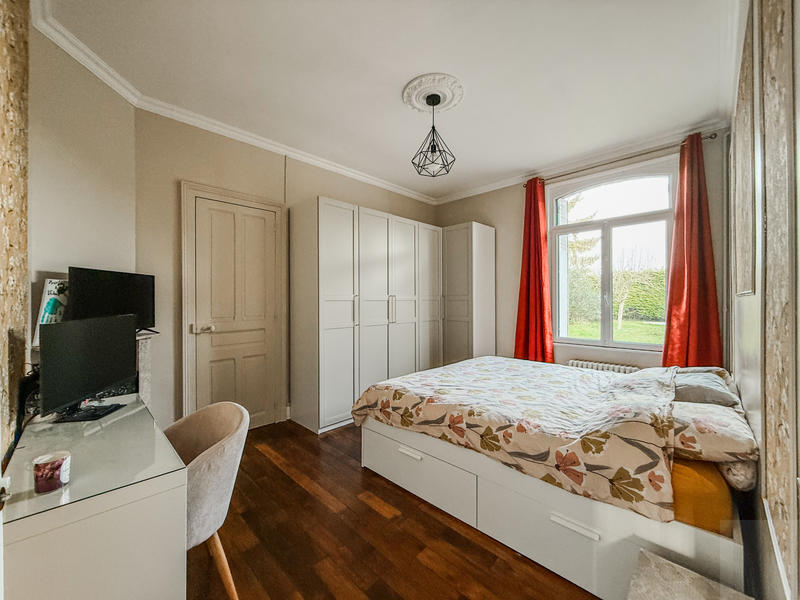 Maison - 140 m² - 6 pièces