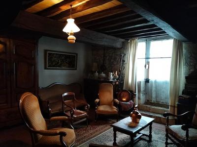 Maison - 220 m² - 8 pièces