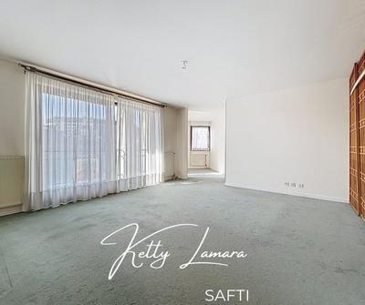 Appartement - 88 m² - 4 pièces