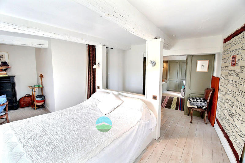 Maison - 155 m² - 6 pièces