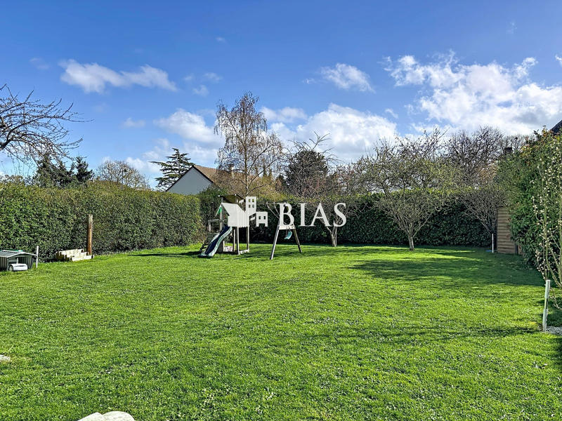 Maison - 88 m² - 4 pièces