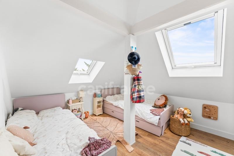 Maison - 207 m² - 6 pièces