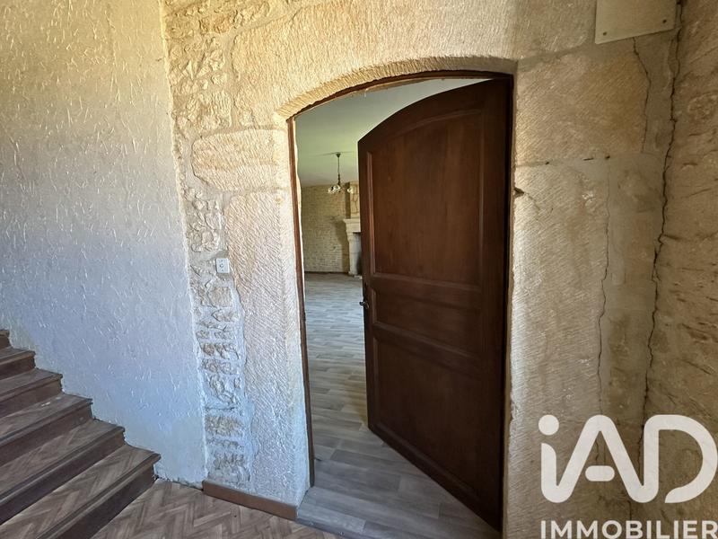 Maison - 300 m² - 15 pièces