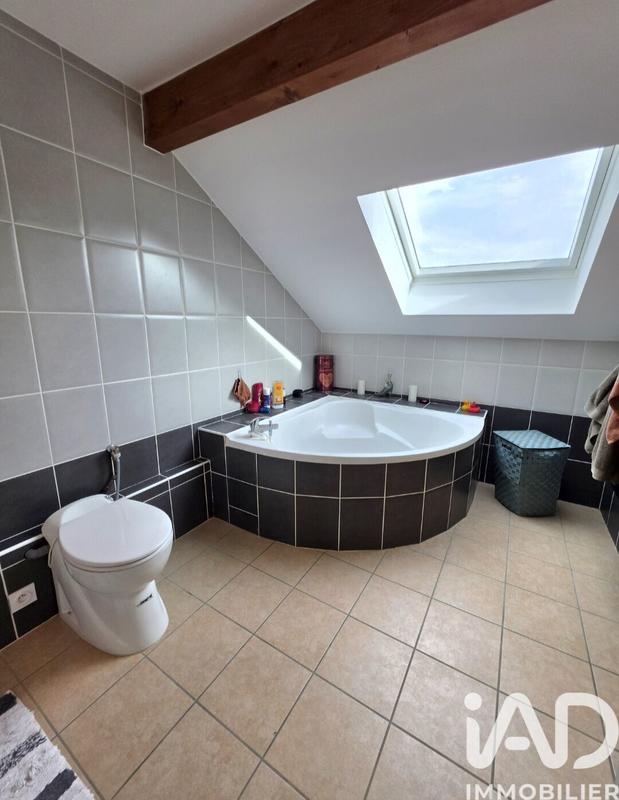 Maison - 102 m² - 5 pièces