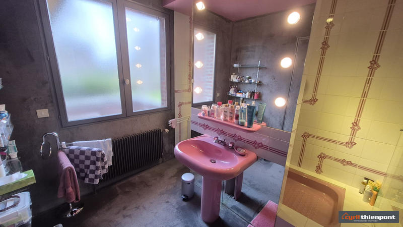 Maison - 170 m² - 6 pièces