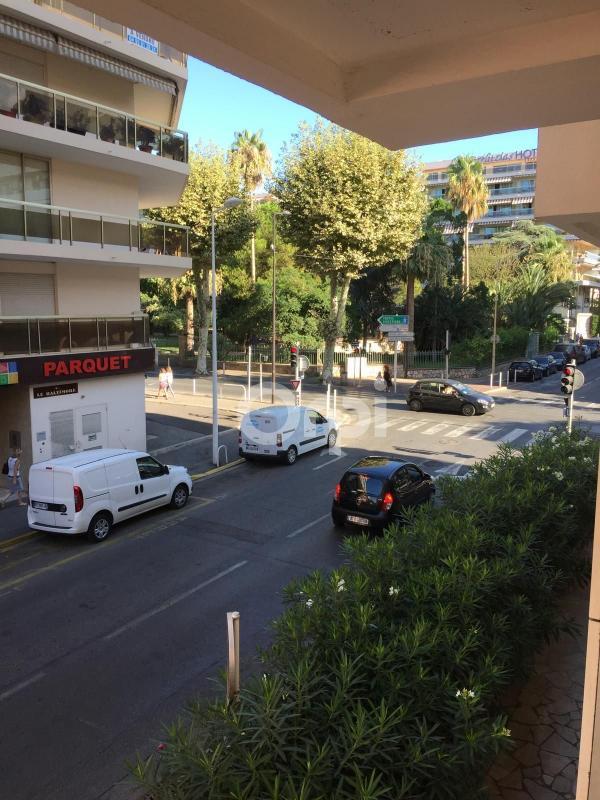 Studio - 30 m² - 1 pièce