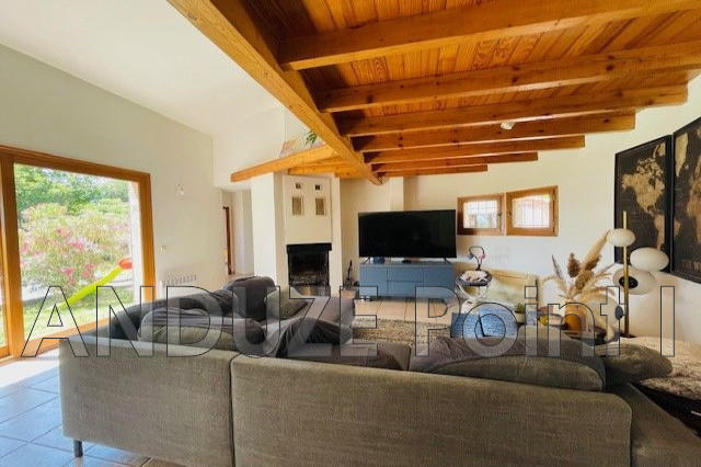 Maison - 138 m² - 4 pièces