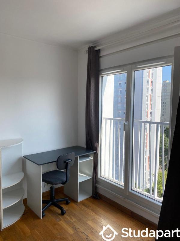 Chambre - 10 m² - 1 pièce