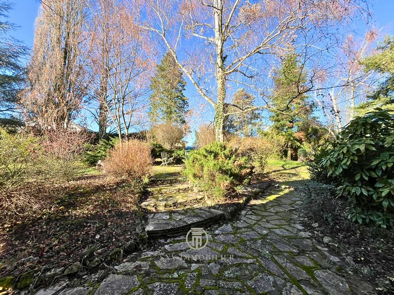 Maison - 162 m² - 6 pièces