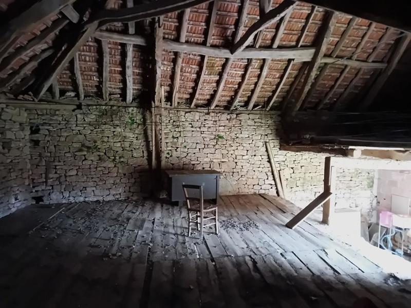 Corps de ferme - 280 m² - 2 pièces