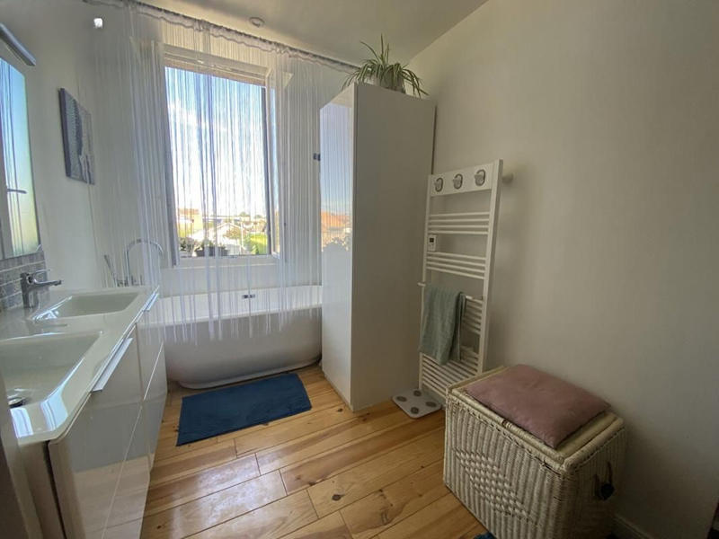 Maison - 128 m² - 5 pièces