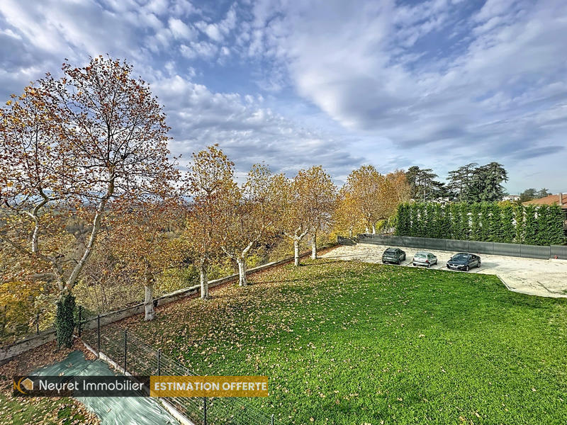 Appartement - 78 m² - 3 pièces