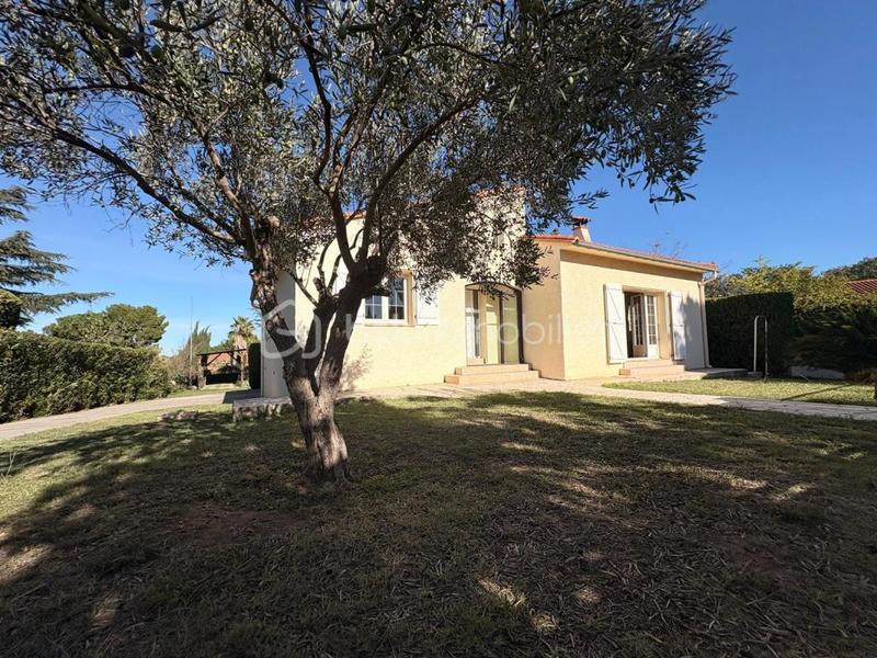 Villa - 140 m² - 6 pièces