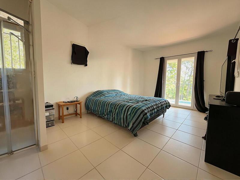 Maison - 180 m² - 8 pièces