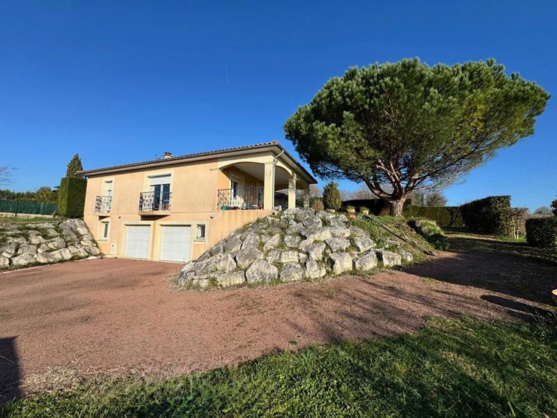 Maison - 170 m² - 6 pièces