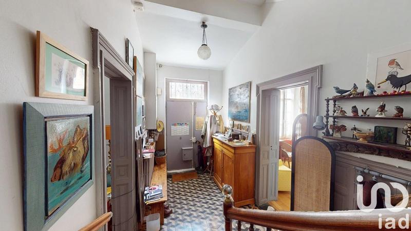 Maison - 328 m² - 10 pièces