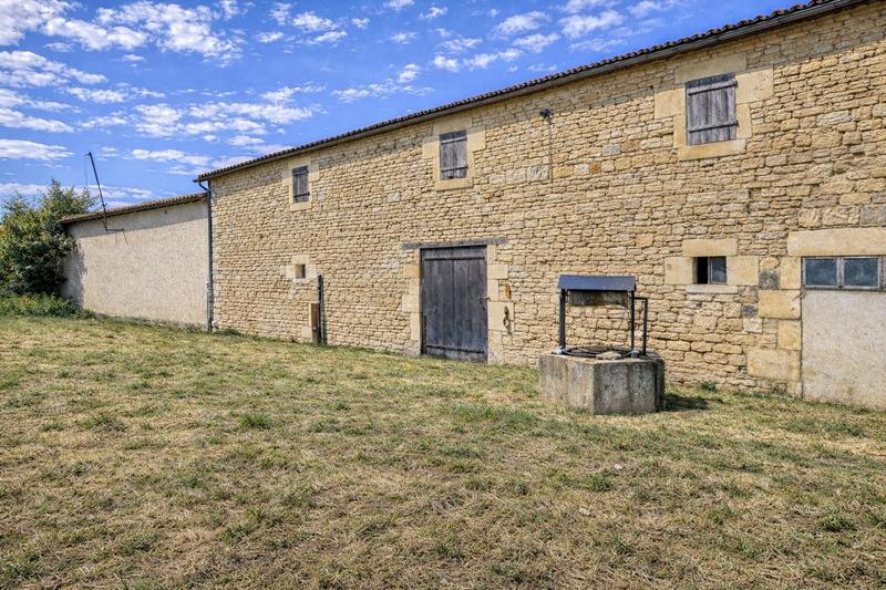 Maison ancienne - 92 m² - 3 pièces