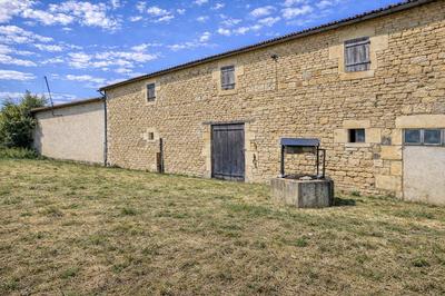 Maison ancienne - 92 m² - 3 pièces