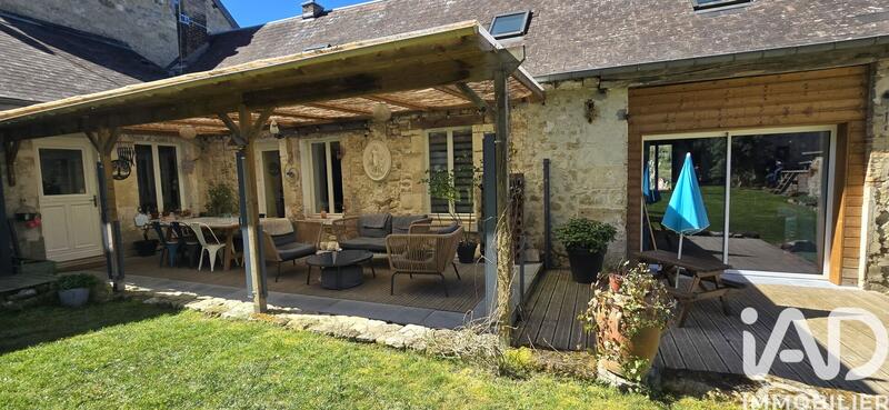 Maison - 185 m² - 7 pièces