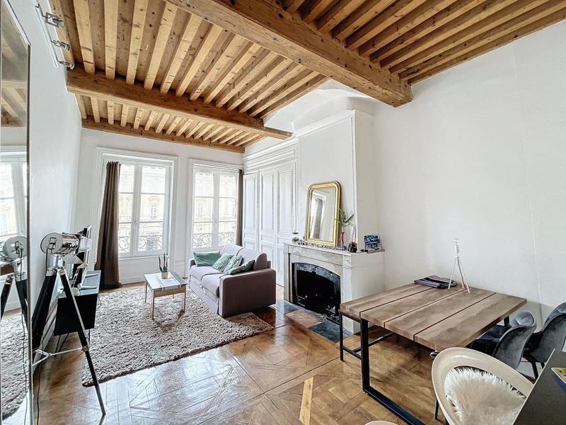 Appartement - 49 m² - 2 pièces