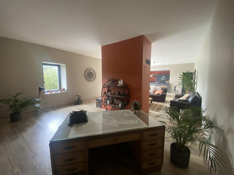 Maison - 441 m² - 10 pièces