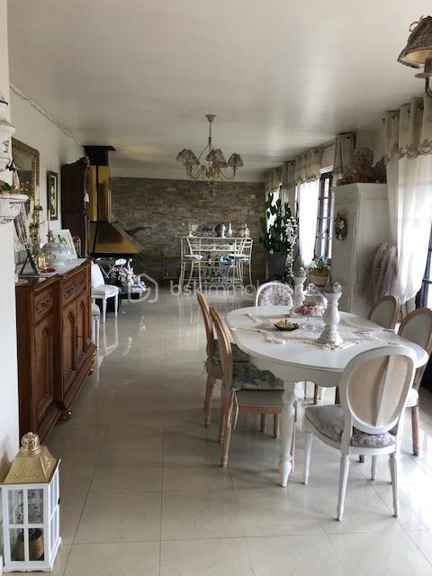 Maison - 171 m² - 6 pièces