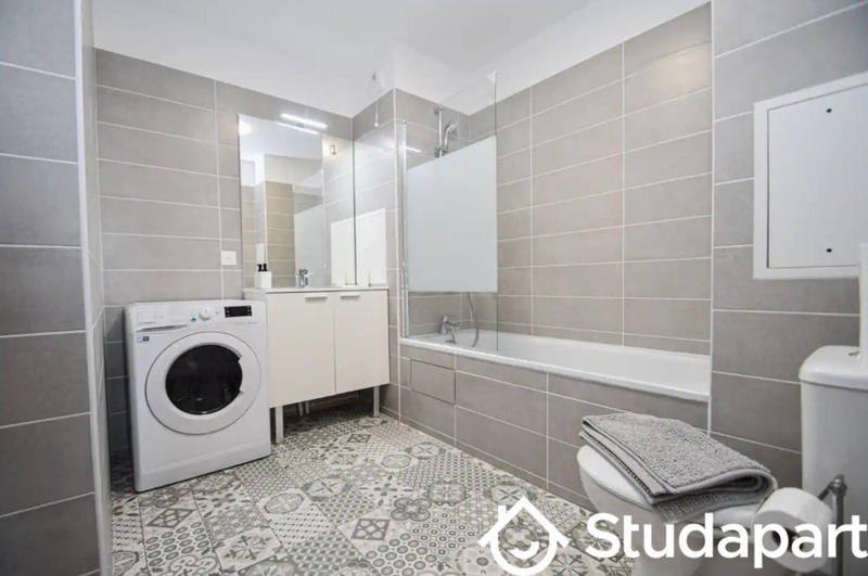 Chambre - 12 m² - 1 pièce