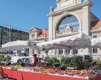 Appartement - 140 m² - 5 pièces