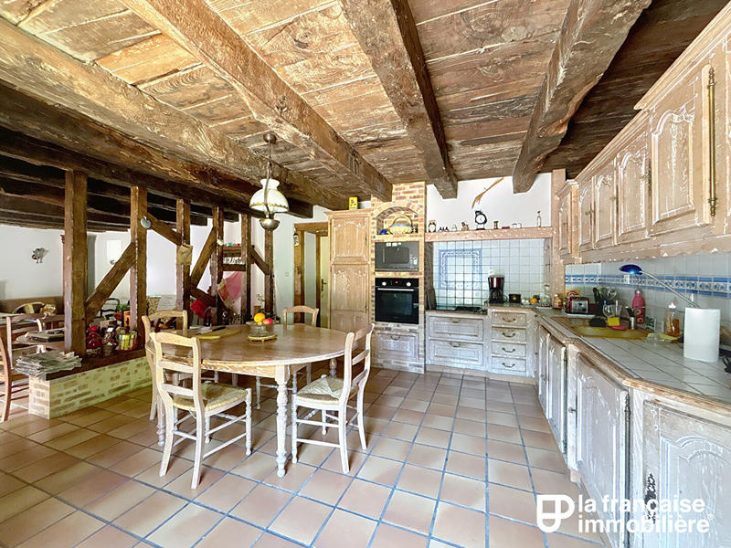 Maison - 159 m² - 5 pièces